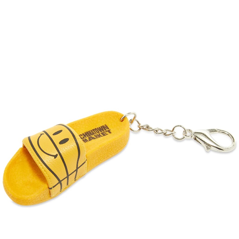 NIB ✨ CHINATOWN MARKET SMILEY SLIDE KEYRING